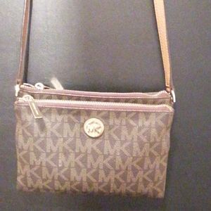 Mk cross body